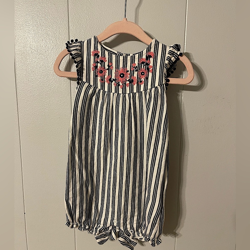 Carters baby girls romper
